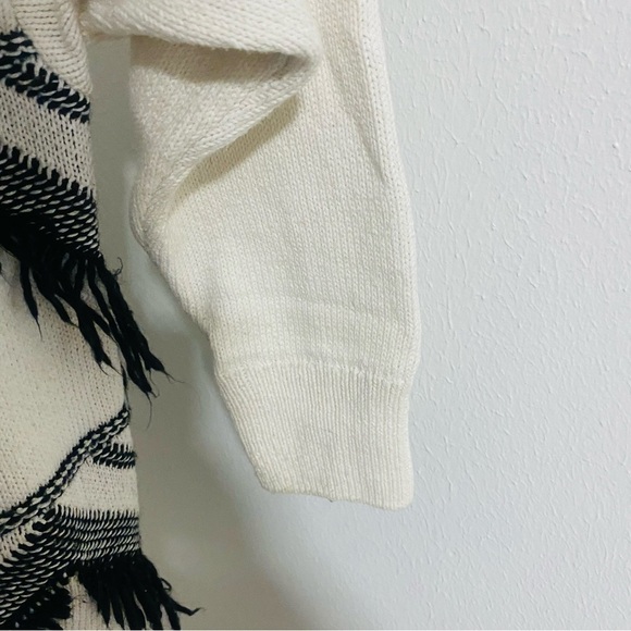 Mango Casual Textured Long Sleeve Cardigan Aztec Yarn Fringe All Over XXS/XS - Picture 5 of 7